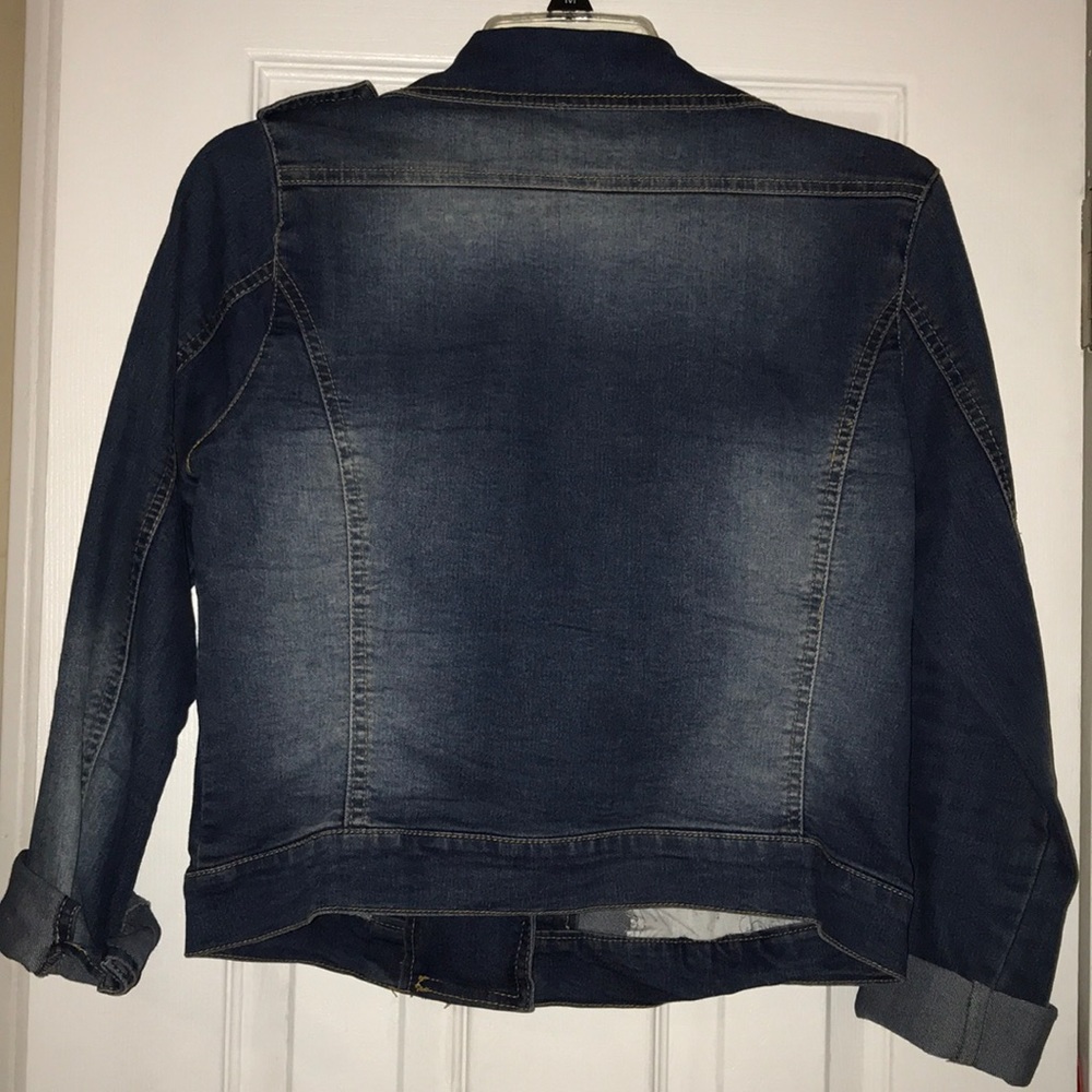 Jean jacket - Picture 5 of 5